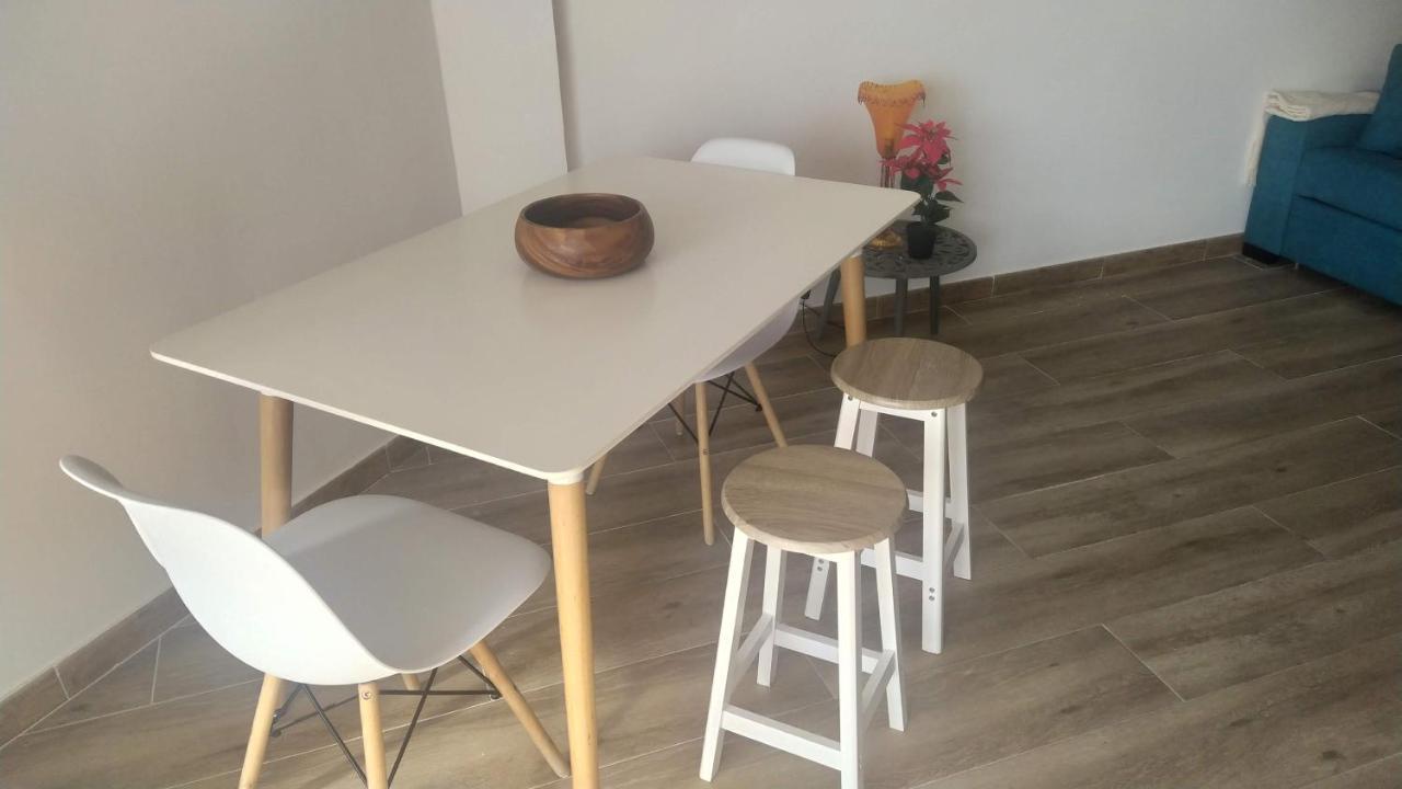 Apartamento Estudio En Chinasol Primera Linea Playa San Cristobal Almuñécar Dış mekan fotoğraf